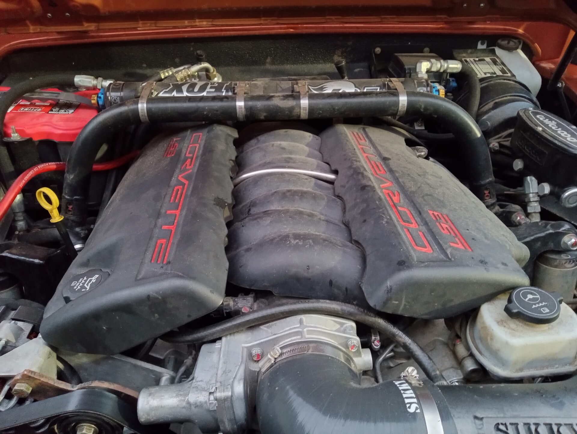 LS3 intake manifold installed in a Land Rover Defender