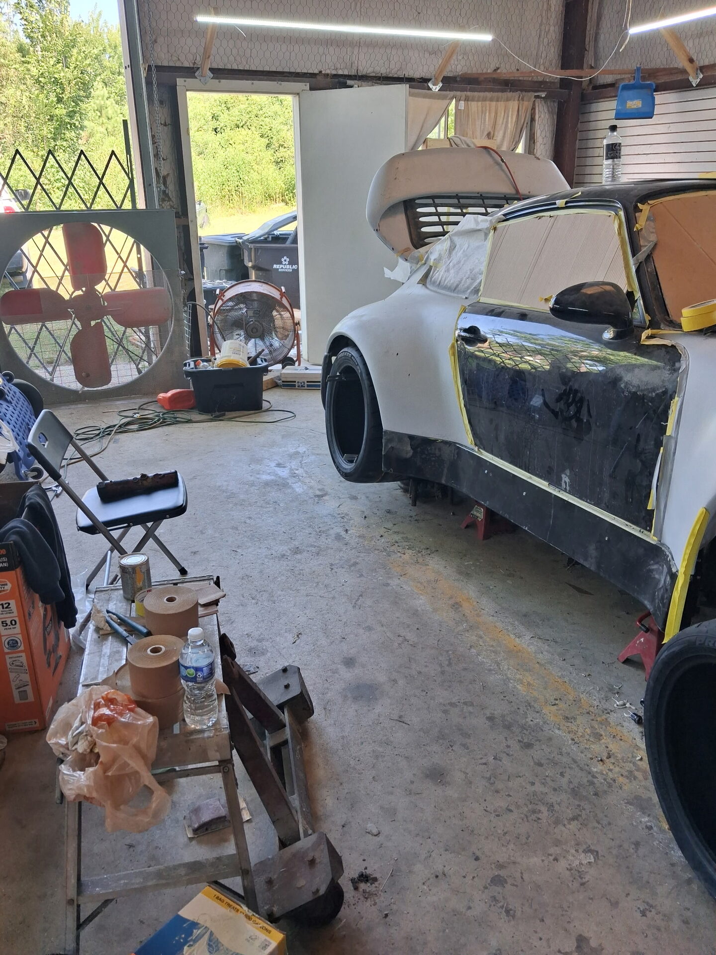 Porsche 911 widebody panel work